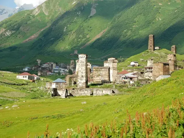 სვანური კოშკები უშგულში